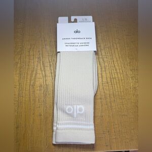 ALO Yoga Cream Unisex Throwback Socks